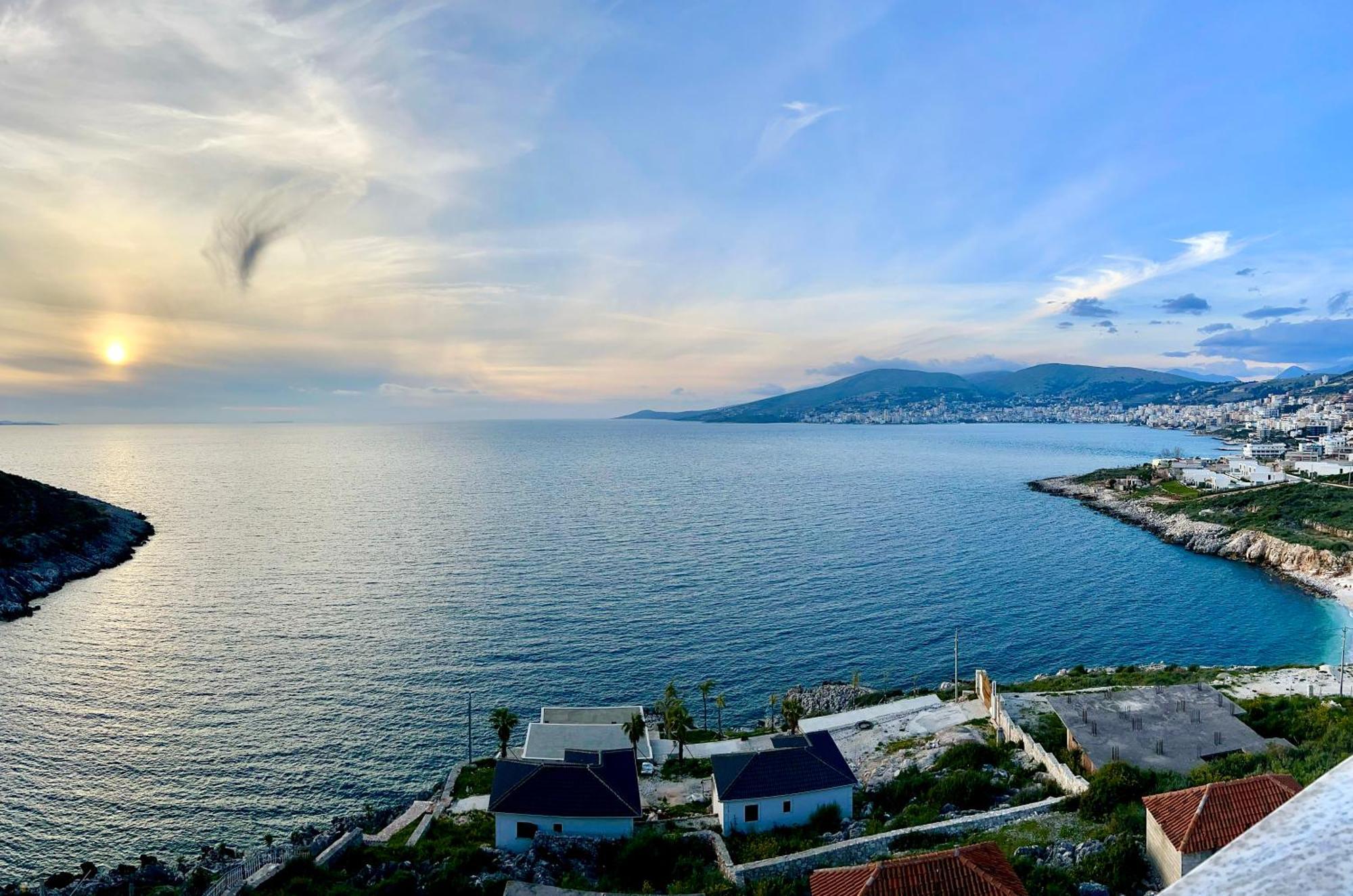 Redi'S Seaview Apartments Sarande Exterior photo