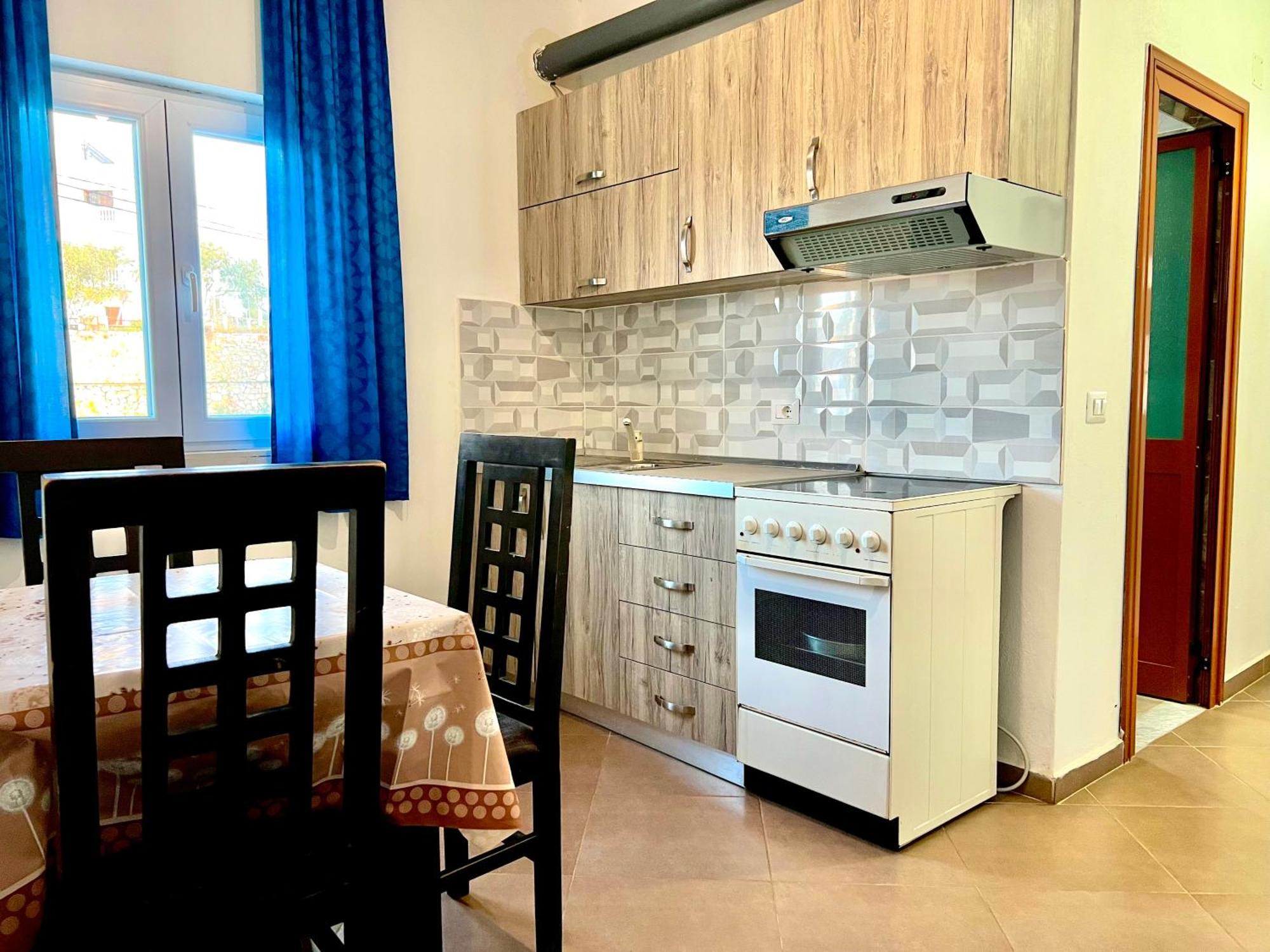 Redi'S Seaview Apartments Sarande Exterior photo