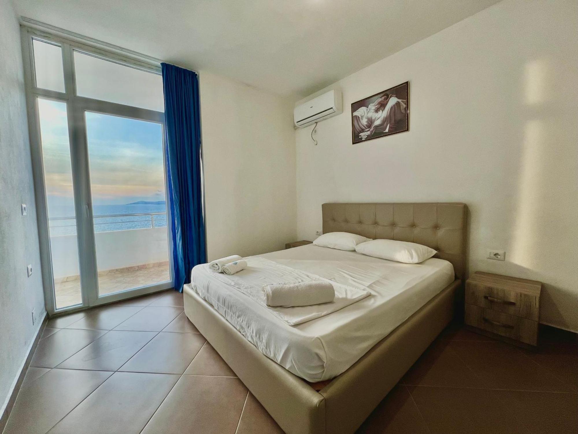 Redi'S Seaview Apartments Sarande Exterior photo