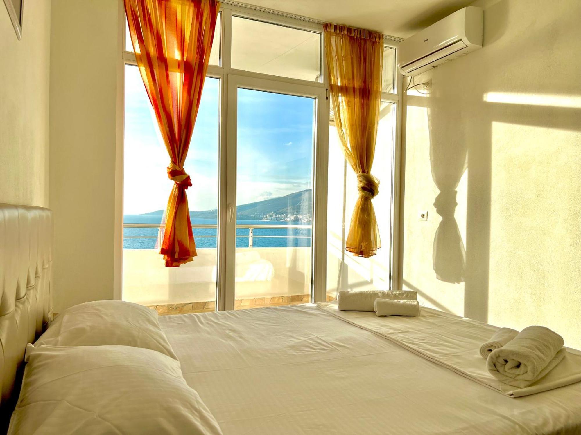 Redi'S Seaview Apartments Sarande Exterior photo