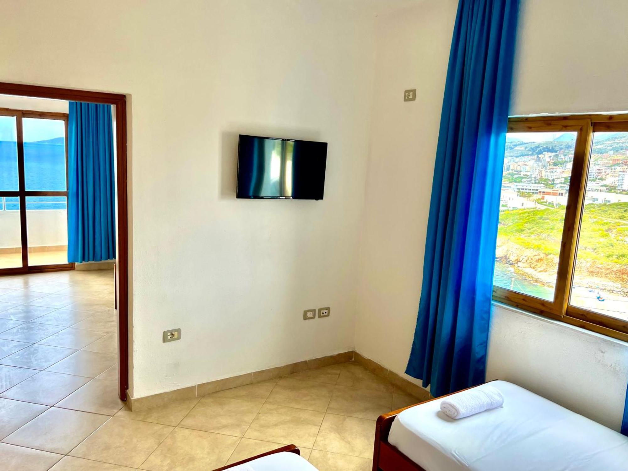 Redi'S Seaview Apartments Sarande Exterior photo
